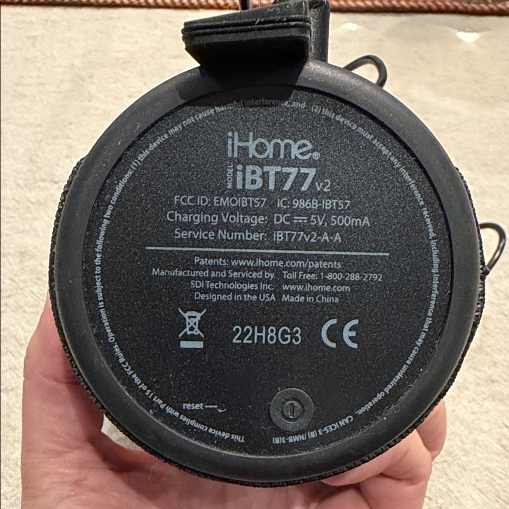 iHome iBT77v2 Portable Waterproof Bluetooth Speaker - Picture 2 of 5